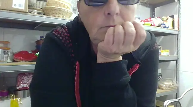 Snapshot of eroticjessitop chatting on February 15, 2025, 10:52 pm eroticjessitop online show from February 15, 2025, 10:52 pm