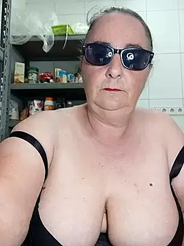 Snapshot of eroticjessitop chatting on June 25, 2026, 4:45 pm eroticjessitop online show from June 25, 2026, 4:45 pm