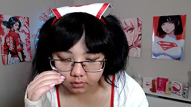 Moertomlly online show from November 11, 2025, 4:29 am