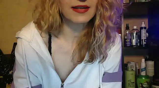 Snapshot of Natasha_Nannette chatting on February 19, 2025, 5:49 pm Natasha Nannette online show from February 19, 2025, 5:49 pm