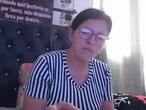 jellyfishhot online show from March 1, 2025, 6:54 pm