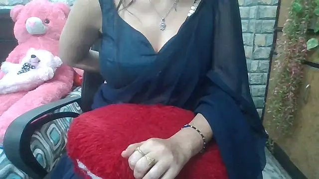 Sexy iknoor online show from March 13, 2025, 10:47 am