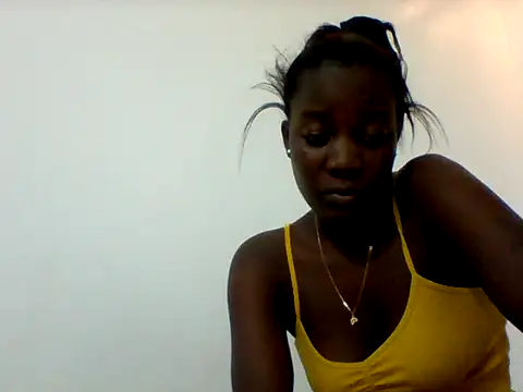 Snapshot of Alessandrajenna chatting on February 14, 2026, 6:30 pm Alessandrajenna online show from February 14, 2026, 6:30 pm