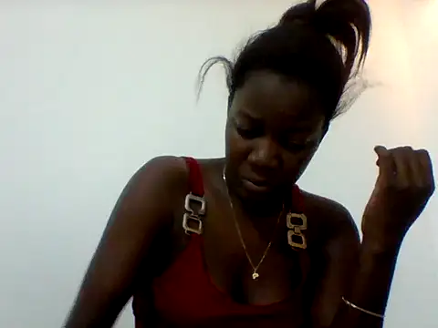 Snapshot of Alessandrajenna chatting on February 8, 2026, 8:28 pm Alessandrajenna online show from February 8, 2026, 8:28 pm