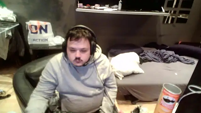 Snapshot of Bebemickey75 chatting on September 18, 2025, 11:08 pm Bebemickey75 online show from September 18, 2025, 11:08 pm