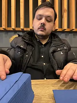 Snapshot of Bebemickey75 chatting on March 11, 2025, 9:34 am Bebemickey75 online show from March 11, 2025, 9:34 am