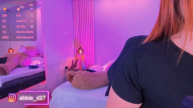 Snapshot of AbbieEdmond chatting on November 15, 2025, 4:16 am AbbieEdmond online show from November 15, 2025, 4:16 am