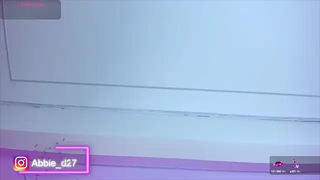 Snapshot of AbbieEdmond chatting on September 12, 2025, 4:23 am AbbieEdmond online show from September 12, 2025, 4:23 am