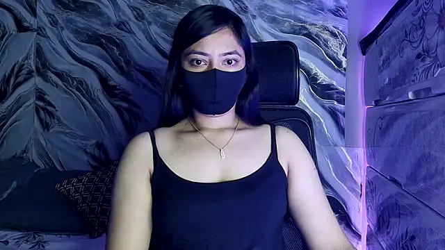 Snapshot of Sima--Roy chatting on March 3, 2025, 6:13 pm Sima--Roy online show from March 3, 2025, 6:13 pm