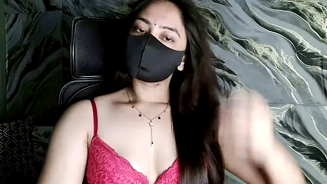 Snapshot of Sima--Roy chatting on November 28, 2025, 6:19 pm Sima--Roy online show from November 28, 2025, 6:19 pm