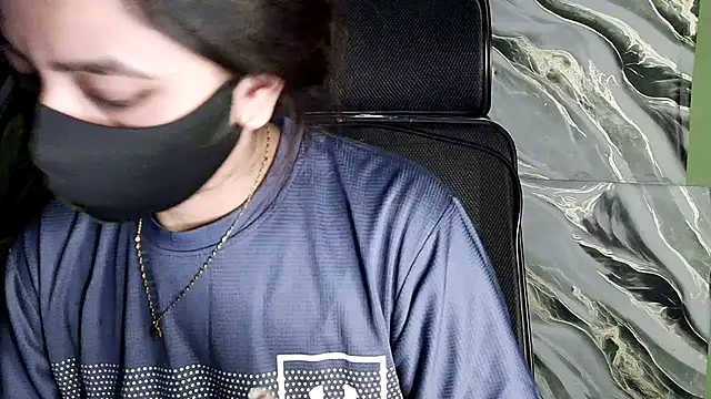 Snapshot of Sima--Roy chatting on November 29, 2025, 7:25 pm Sima--Roy online show from November 29, 2025, 7:25 pm