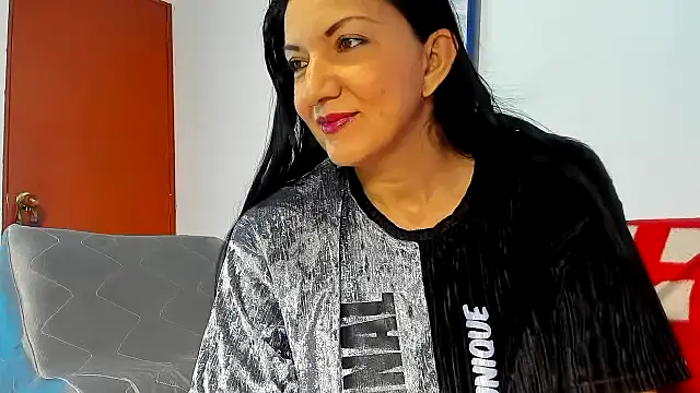 Angelblue  online show from November 27, 2025, 2:17 pm