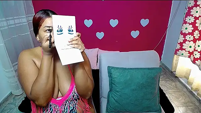 violeta rous online show from May 19, 2026, 2:57 pm