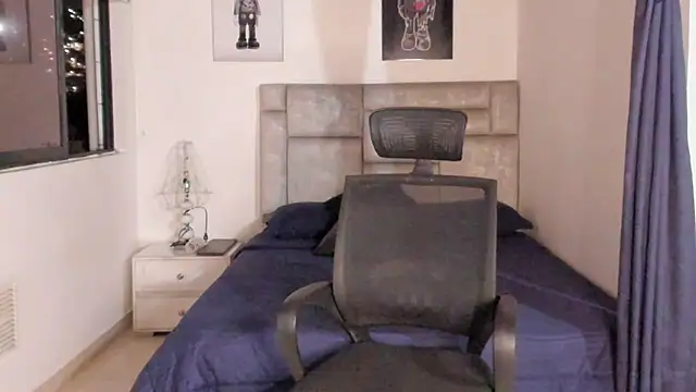 paul rogerr online show from October 29, 2025, 6:12 am