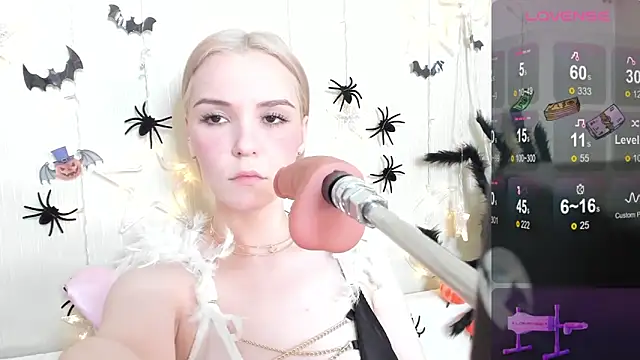 Snapshot of Kaya_Devis chatting on October 28, 2025, 4:24 am Kaya Devis online show from October 28, 2025, 4:24 am