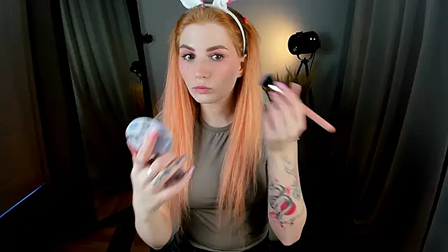 Snapshot of Mira__Blush chatting on February 15, 2025, 8:45 pm Mira Blush online show from February 15, 2025, 8:45 pm