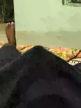 Snapshot of SILENT_FUCKER_01 chatting on January 29, 2025, 6:50 pm SILENT FUCKER 01 online show from January 29, 2025, 6:50 pm