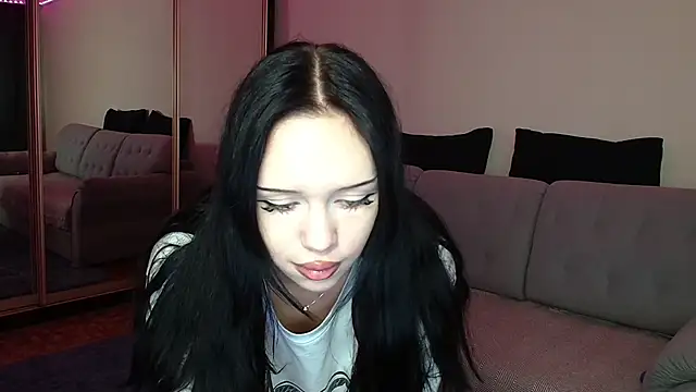 KathrineBerry online show from September 27, 2025, 5:57 am