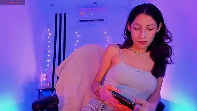 Snapshot of Gorgeous_Team chatting on February 20, 2026, 7:38 pm Gorgeous Team online show from February 20, 2026, 7:38 pm