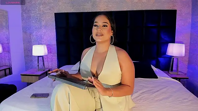 Snapshot of Gaby_Blaze chatting on March 8, 2025, 10:13 pm Gaby Blaze online show from March 8, 2025, 10:13 pm