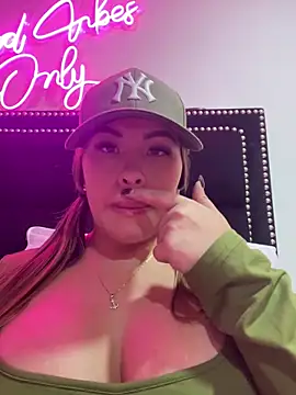 sexyyykloee online show from March 4, 2026, 5:48 am