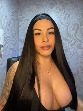 Snapshot of sexyyykloee chatting on November 11, 2025, 4:18 am sexyyykloee online show from November 11, 2025, 4:18 am