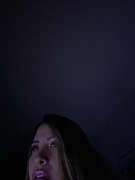 sexyyykloee online show from April 14, 2026, 5:34 am