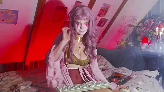 RubyLynxx online show from April 15, 2026, 4:22 pm