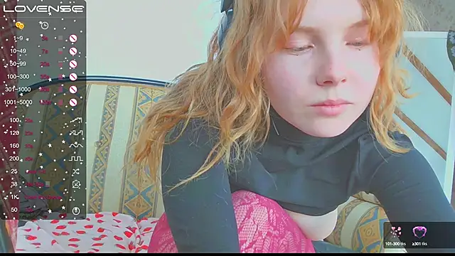 Snapshot of RubyLynxx chatting on February 13, 2025, 1:15 pm RubyLynxx online show from February 13, 2025, 1:15 pm