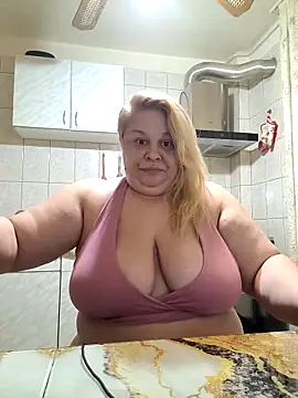 Snapshot of AriannaMilf chatting on November 11, 2025, 7:41 pm AriannaMilf online show from November 11, 2025, 7:41 pm