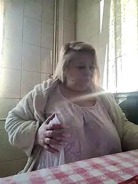 Snapshot of AriannaMilf chatting on February 11, 2025, 6:08 am AriannaMilf online show from February 11, 2025, 6:08 am