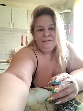 Snapshot of AriannaMilf chatting on November 30, 2025, 11:00 am AriannaMilf online show from November 30, 2025, 11:00 am