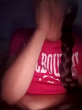 Snapshot of bruna_safadinhaa chatting on October 30, 2025, 5:43 pm bruna safadinhaa online show from October 30, 2025, 5:43 pm