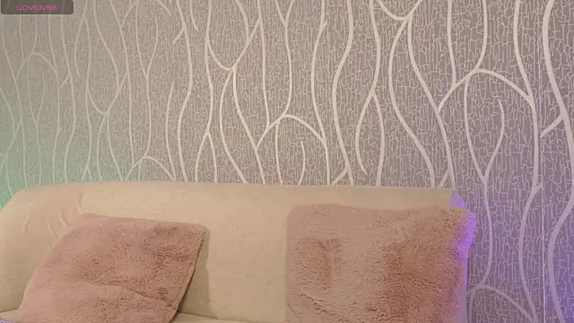 AlessiaCorleone  online show from April 15, 2026, 1:11 am