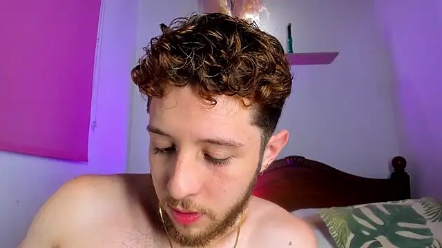 Snapshot of Juan_Castano chatting on November 9, 2025, 6:39 am Juan Castano online show from November 9, 2025, 6:39 am