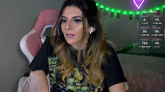 Snapshot of K4Li3Rxyzz chatting on March 7, 2025, 2:12 pm K4Li3Rxyzz online show from March 7, 2025, 2:12 pm