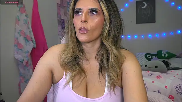 Snapshot of K4Li3Rxyzz chatting on November 29, 2025, 10:59 am K4Li3Rxyzz online show from November 29, 2025, 10:59 am