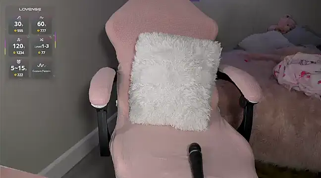 Snapshot of K4Li3Rxyzz chatting on March 18, 2025, 1:34 pm K4Li3Rxyzz online show from March 18, 2025, 1:34 pm