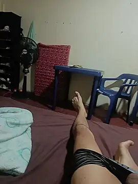 Snapshot of goldenboycol chatting on December 20, 2025, 2:58 am goldenboycol online show from December 20, 2025, 2:58 am