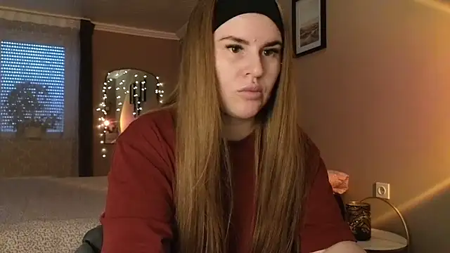 alexababy online show from November 24, 2025, 11:21 am