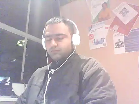 JohnBond009 online show from January 8, 2025, 5:37 pm