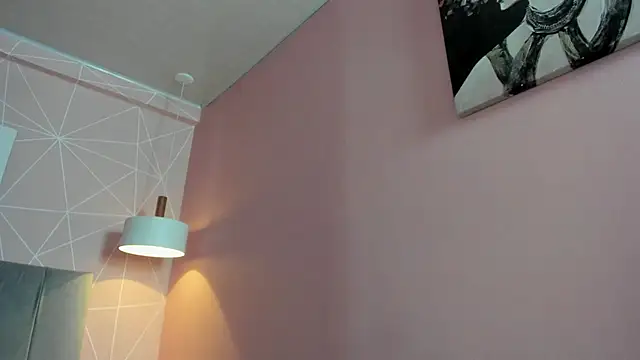 dolly zoe online show from December 17, 2025, 5:34 am