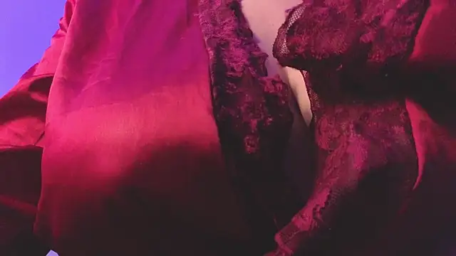 dolly zoe online show from March 3, 2026, 9:16 am