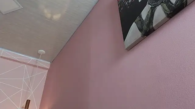 Snapshot of dolly_zoe chatting on November 20, 2025, 11:58 pm dolly zoe online show from November 20, 2025, 11:58 pm