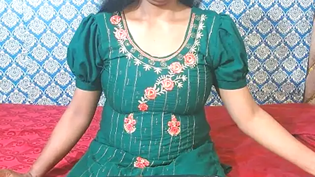 nikitahot3 online show from March 26, 2026, 11:24 pm