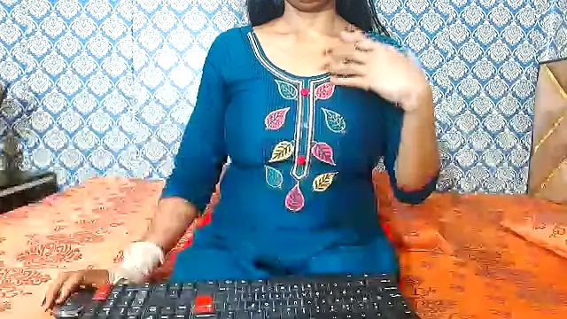 Snapshot of nikitahot3 chatting on September 25, 2025, 3:29 pm nikitahot3 online show from September 25, 2025, 3:29 pm