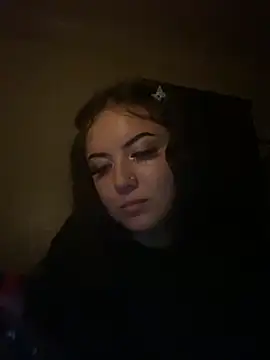 xocrybaby online show from October 20, 2025, 7:53 am