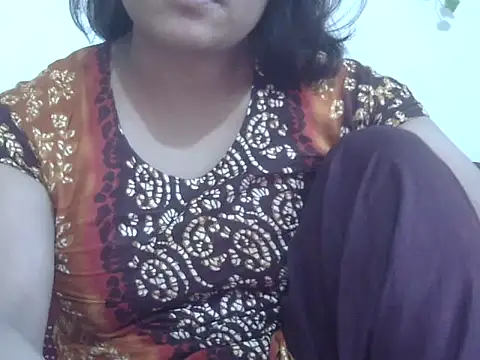 Snapshot of shekira99 chatting on July 14, 2026, 2:00 am shekira99 online show from July 14, 2026, 2:00 am