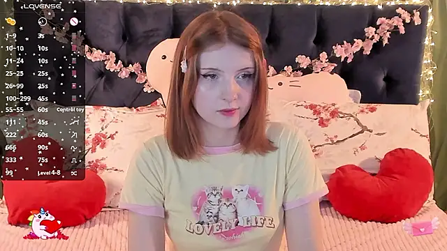 Snapshot of AliceLanley chatting on February 10, 2026, 2:16 pm AliceLanley online show from February 10, 2026, 2:16 pm