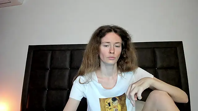 Snapshot of ooksiiii chatting on July 23, 2026, 7:43 pm ooksiiii online show from July 23, 2026, 7:43 pm